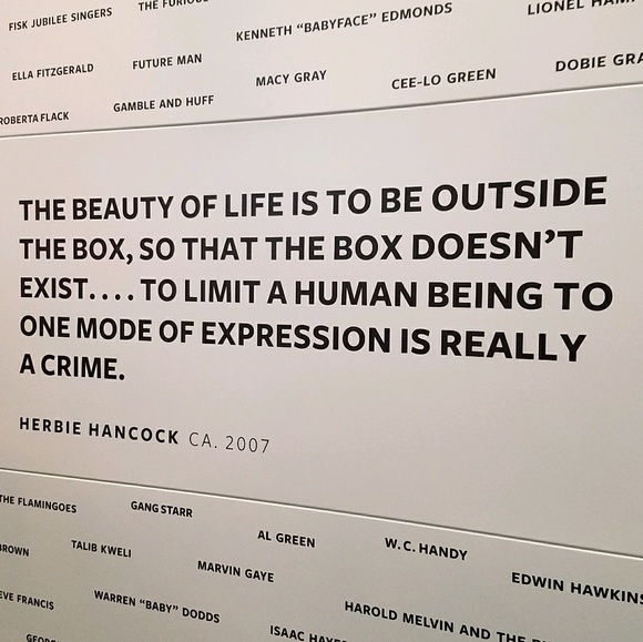 Meet your Posher, Paige - Picture 1 of 1